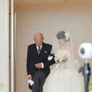 ウエディング演出などを行うMARRY MARBLEとダックリングズ、結婚式のVR参列サービスを開始