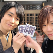 ジークレスト、『星鳴エコーズ』にて着物姿の坂泰斗さん、小松昌平さんのサイン入りチェキプレゼント企画を実施