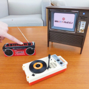 タカラトミーアーツ、昭和の家電で現代コンテンツが楽しめる「ザ・昭和シリーズ」を発表…第1弾はテレビとラジカセ、レコードスピーカー