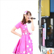 人気声優の芹澤優さん、1stシングル「最悪な日でもあなたが好き。」と衣装をリリースイベントで初披露