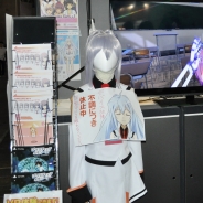 【TGS2016】アイラちゃん不調につき休止中だったエムツーブースは「E-mote」の実演と頭ナデナデが熱いハーモニーを奏でる