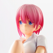 コトブキヤ、『五等分の花嫁』より「中野一花」のスケールフィギュアを発売！　机に腰掛けたポーズで立体化