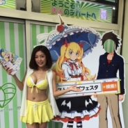 ビキニ姿のキャンペーンガールが『AKIBA’S TRIP Festa! 』コラボカフェのチラシ配りを実施…DMMゲームズ発表