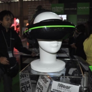 【TGS2016】使用用途は様々 Vuzixブースでビデオヘッドフォン「iWear」を体験