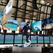 Galaxyの最新スマホやVRが一度に体感できるカフェ「Galaxy Cafe」が7月14日より期間限定オープン スーツ姿のVRサーファーも出現!?