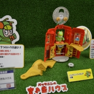【おもちゃ見本市2017】バンダイ、男児向けオリジナル新IP「ムシ忍」のフィギュアシリーズやカラクリギミックハウスを出展
