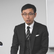 【カヤック決算説明会②】今期はLobiのビジネスモデルを転換…App Storeの審査ガイドラインを遵守 「広告収入が落ち、売上が下がる見通し」(柳澤氏)