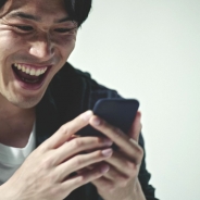 バンナム、内田篤人選手を起用した『ストライカースピリッツ』CMを8月26日より全国で放映開始! 撮影の裏側を収めたメイキング動画と長尺のWEB限定版も公開