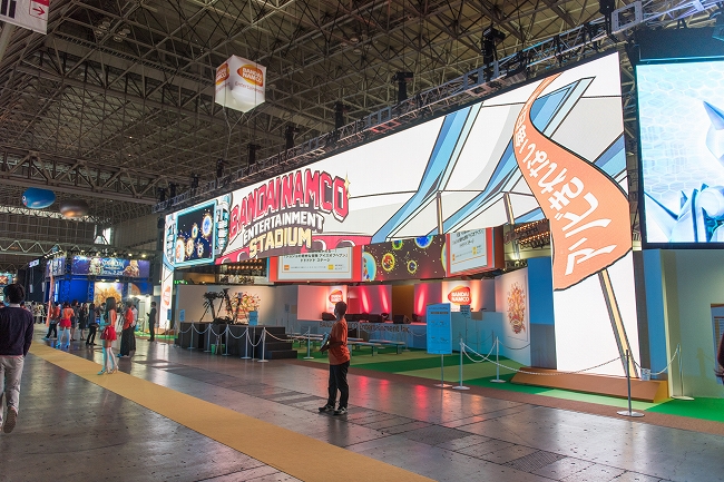 Tgs15 ガンダム デレステ などアプリの最新情報が発表 充電ムスメも話題になったバンダイナムコエンターテイメントブースを取材 Social Game Info