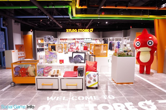 イベント モンスト グッズが充実した Xflag Store Haneda が羽田空港第一ターミナルにオープン カフェスペースやミニゲームが楽しめる店内をレポート Social Game Info