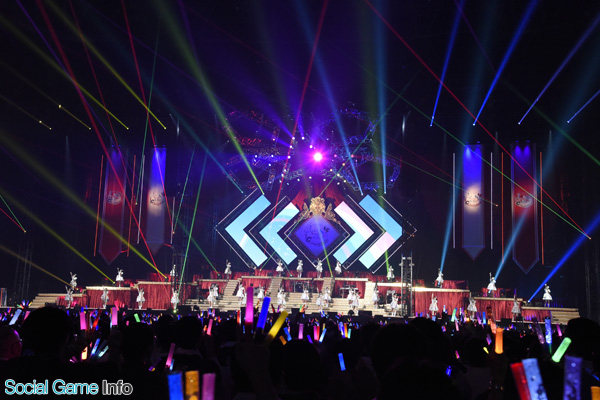 イベント 合計33曲を熱唱したアイドルマスターシンデレラガールズ7thlive Tour大阪公演初日が本日開催 セットリストも掲載 Social Game Info